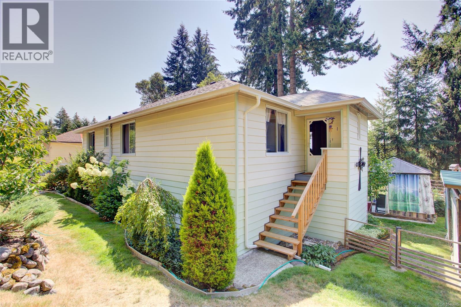 10660 Cedar Dr Property Photo 1