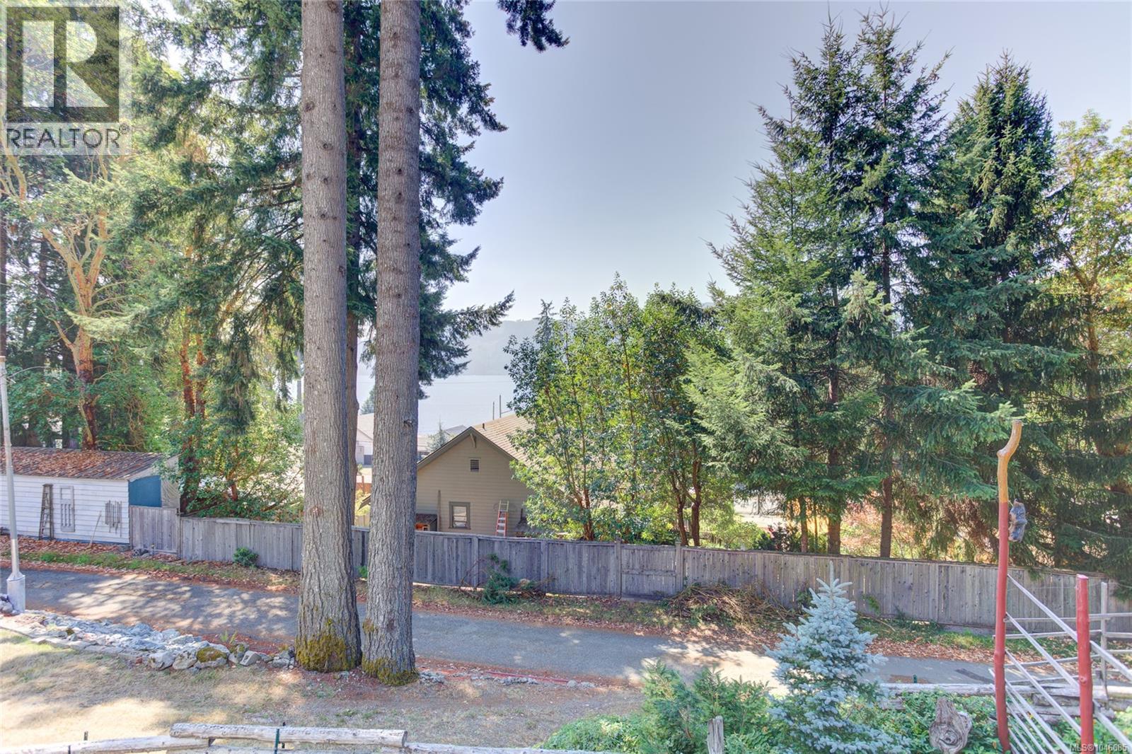 10660 Cedar Dr Property Photo 10