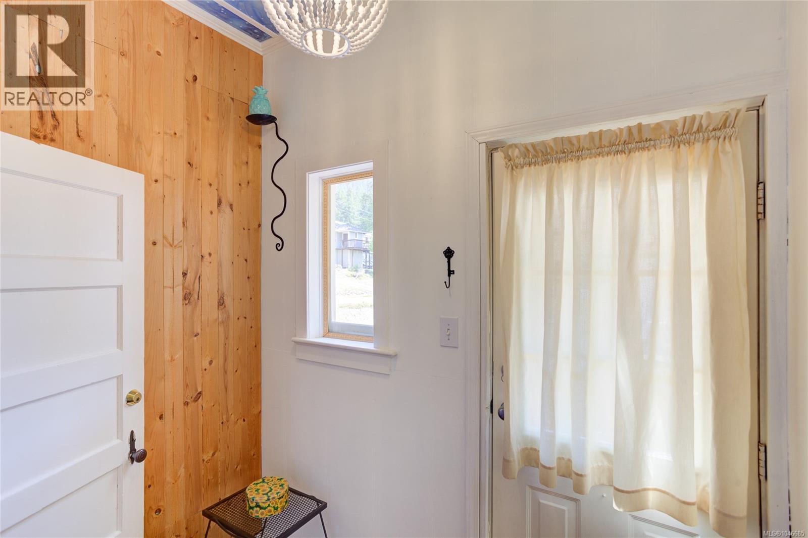 10660 Cedar Dr Property Photo 20