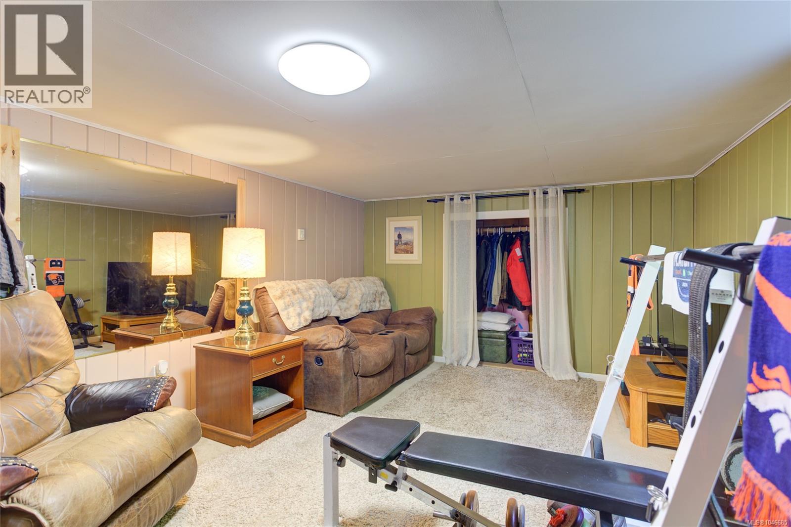 10660 Cedar Dr Property Photo 42