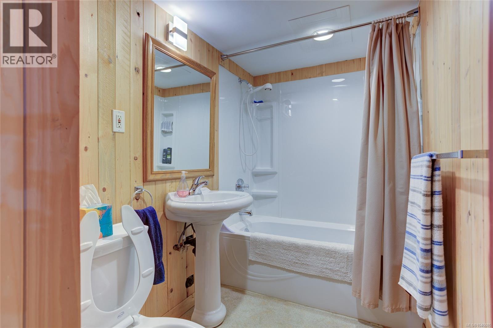 10660 Cedar Dr Property Photo 44