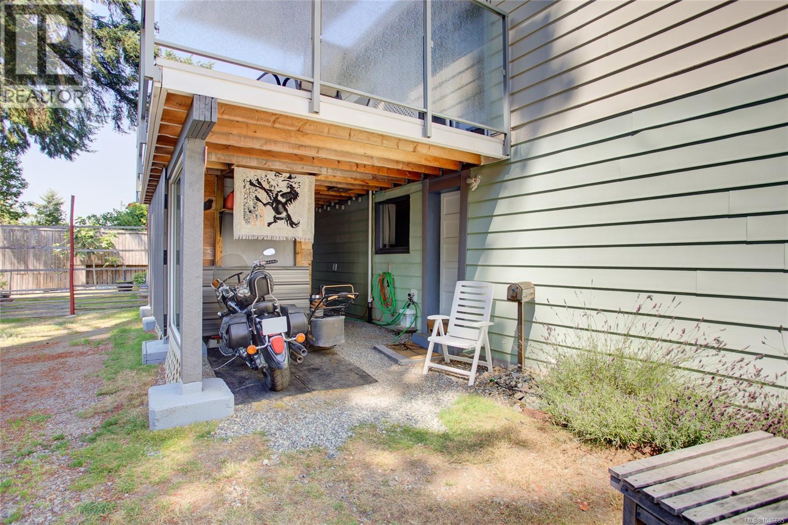 10660 Cedar Dr Property Photo 59