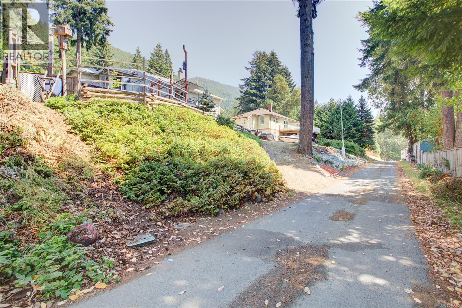 10660 Cedar Dr Property Photo 62