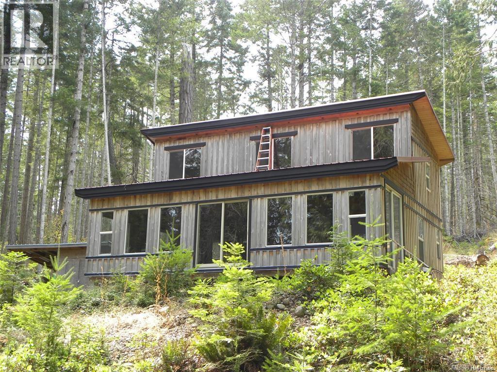 66 Spring Bay Rd Property Photo 1