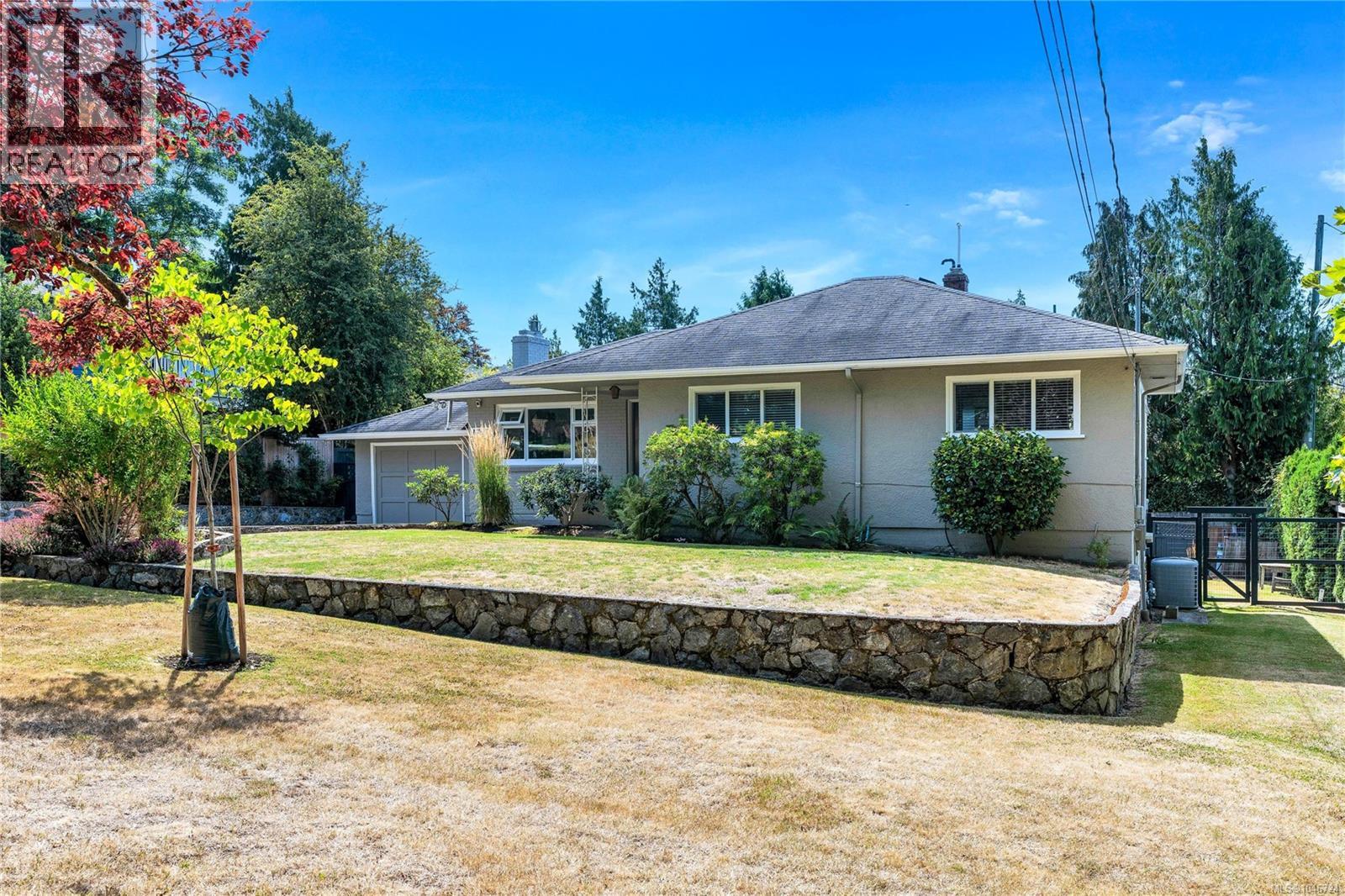 1797 Mcrae Ave Property Photo 2