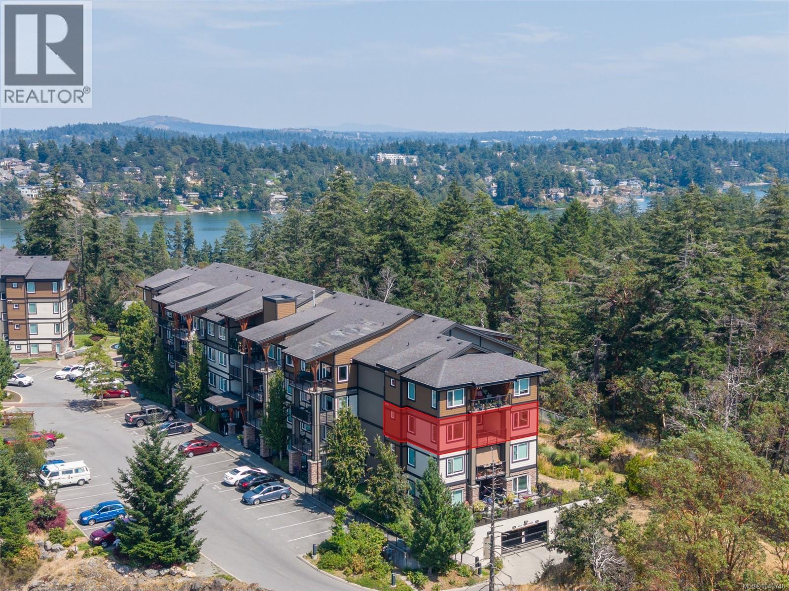 303 286 Wilfert Rd