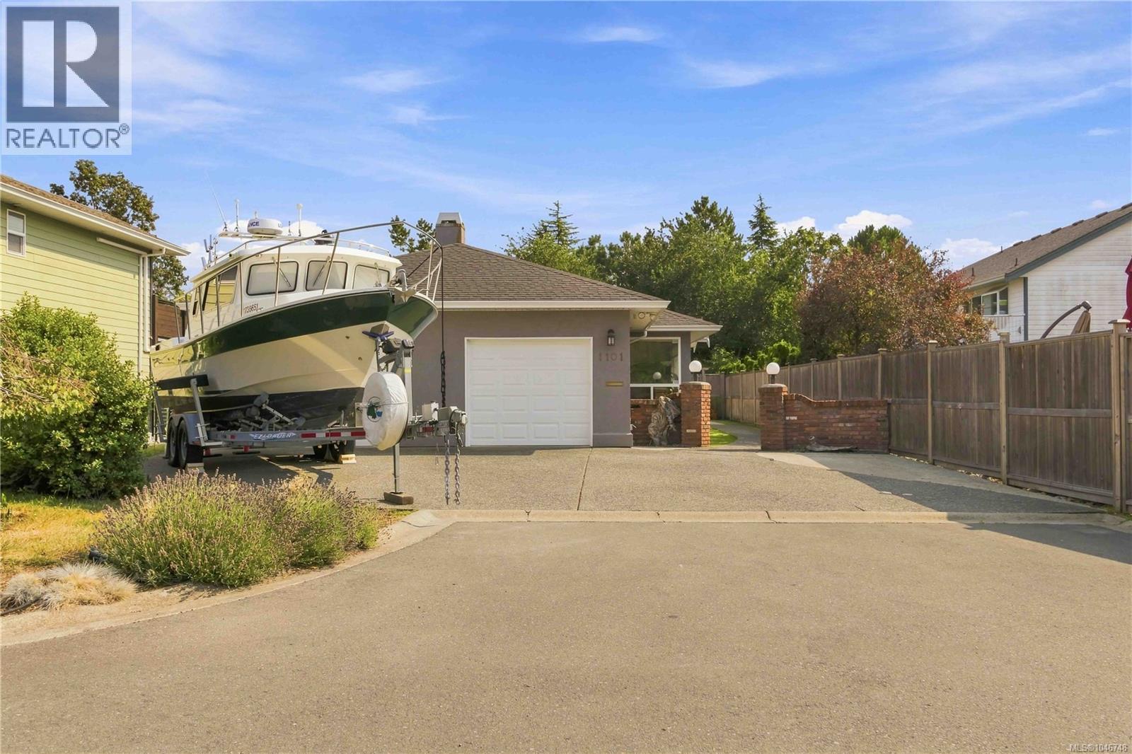 1101 Berkeley Pl Property Photo 5