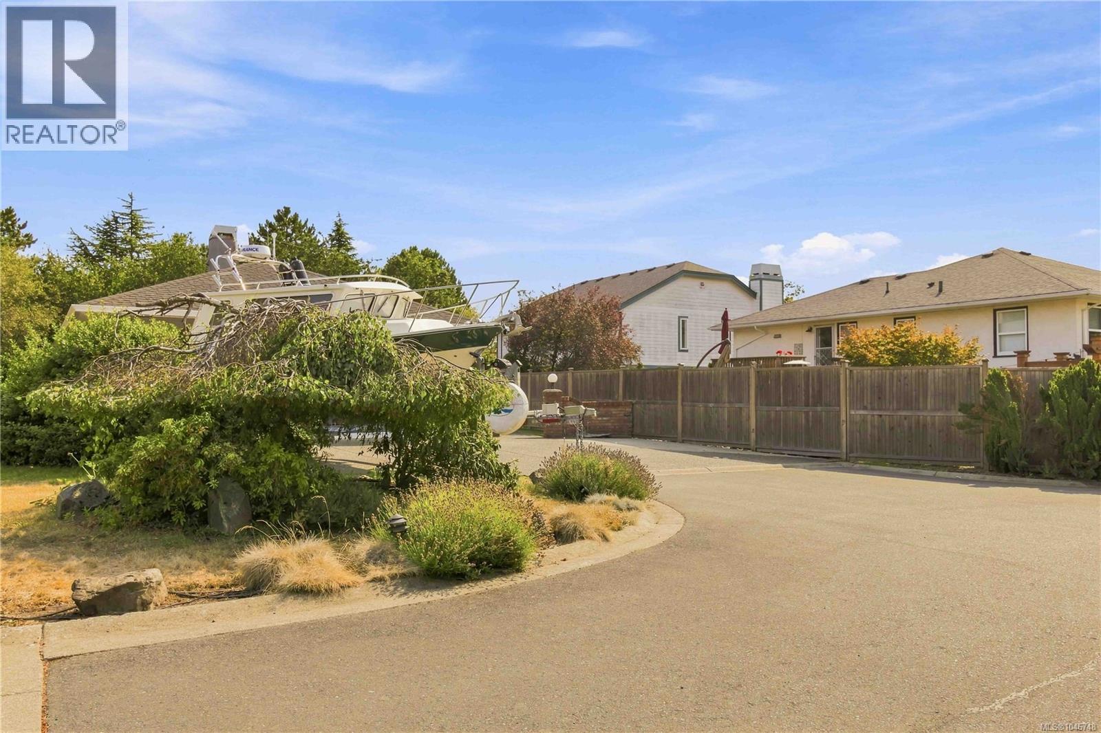 1101 Berkeley Pl Property Photo 6