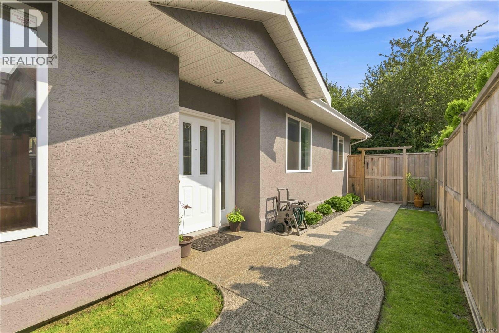 1101 Berkeley Pl Property Photo 8