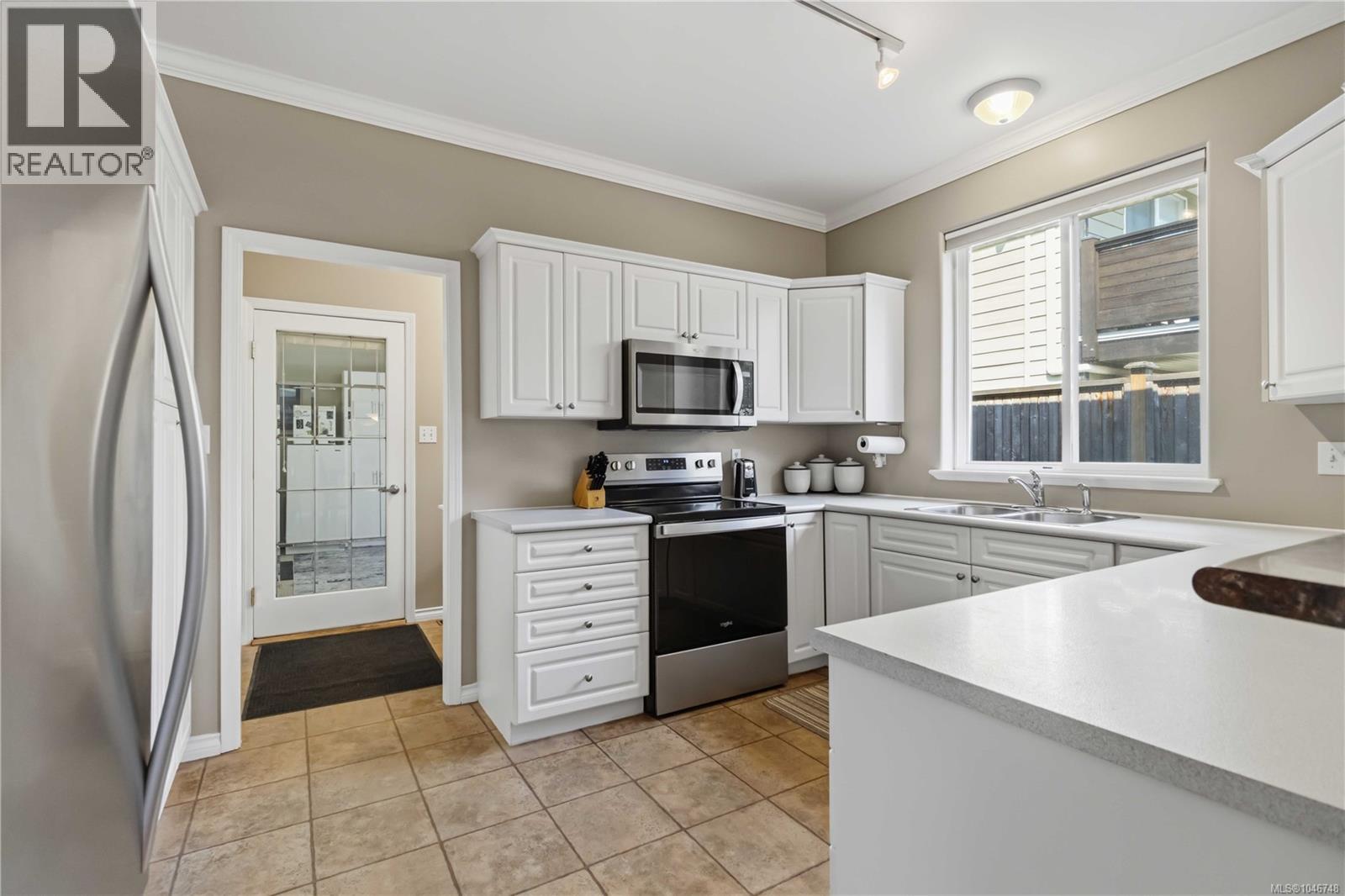 1101 Berkeley Pl Property Photo 16