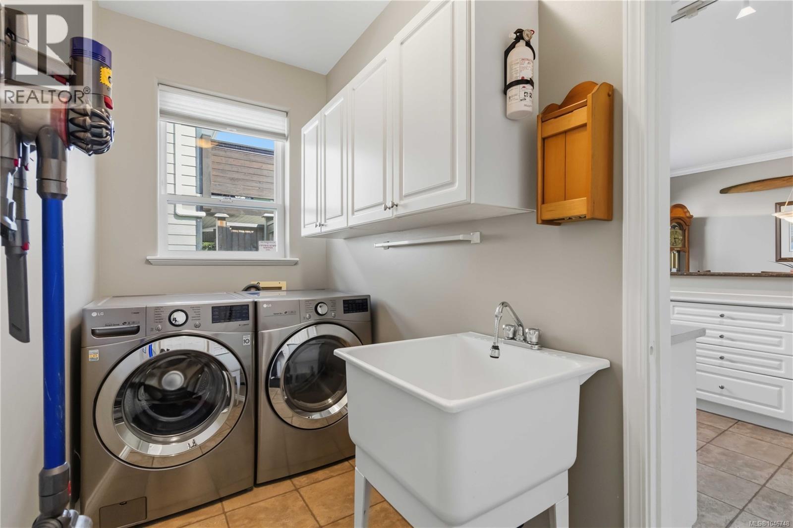 1101 Berkeley Pl Property Photo 22