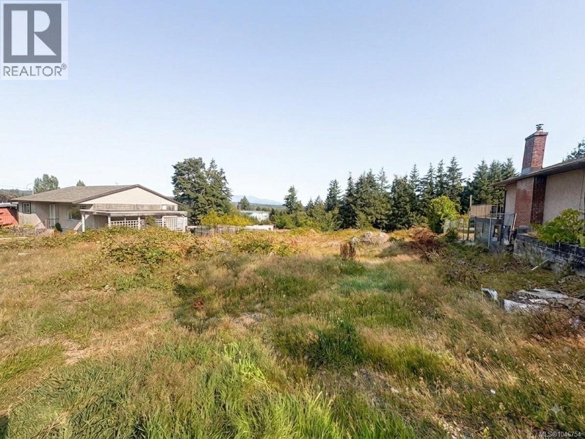 660 8th Ave Property Photo 3