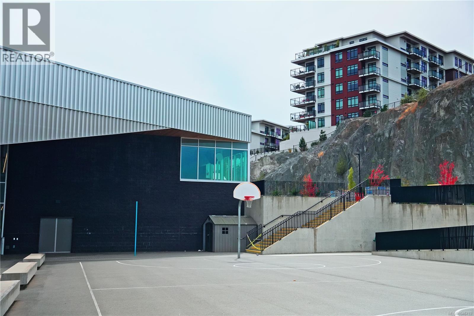 2875 Ledgestone Cres Property Photo 44
