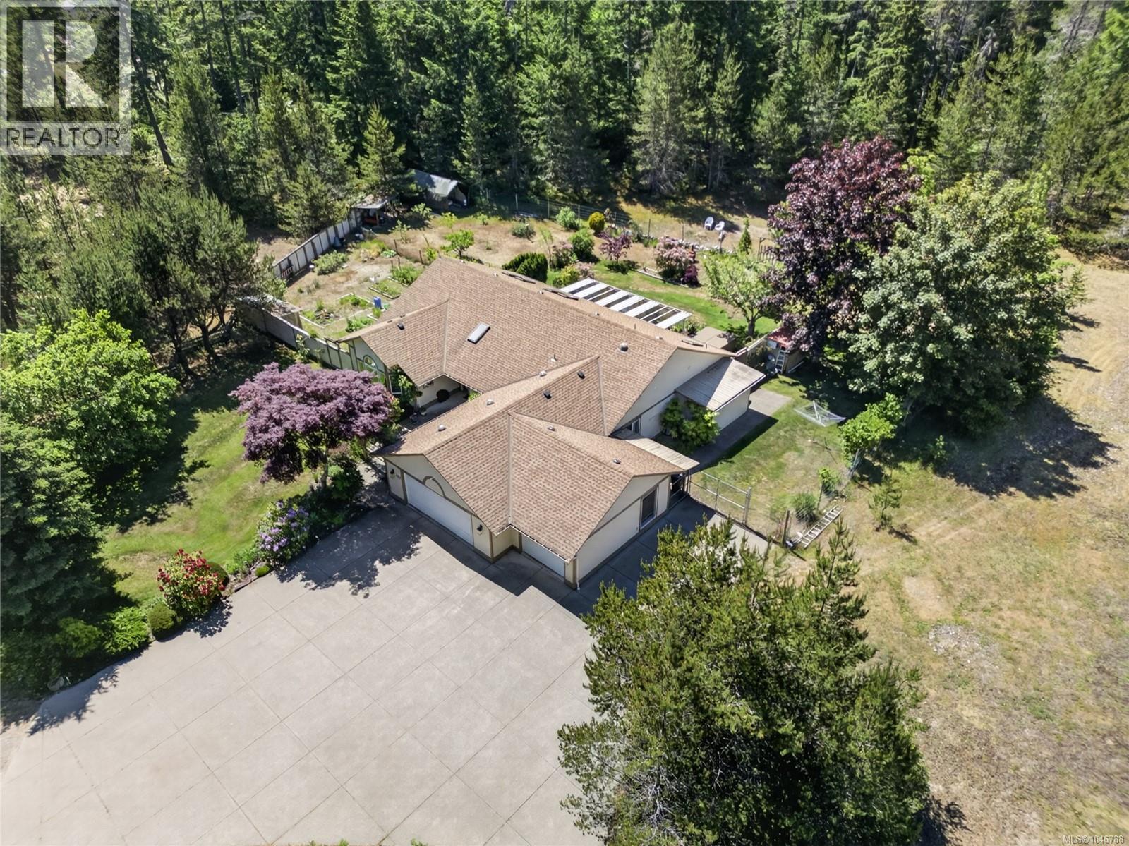 657 Sierra Pines Rd Property Photo 1