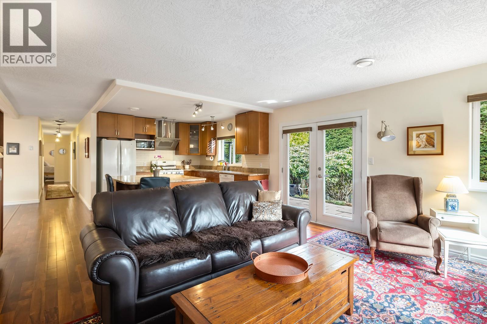 5 3285 Ash Rd Property Photo 12