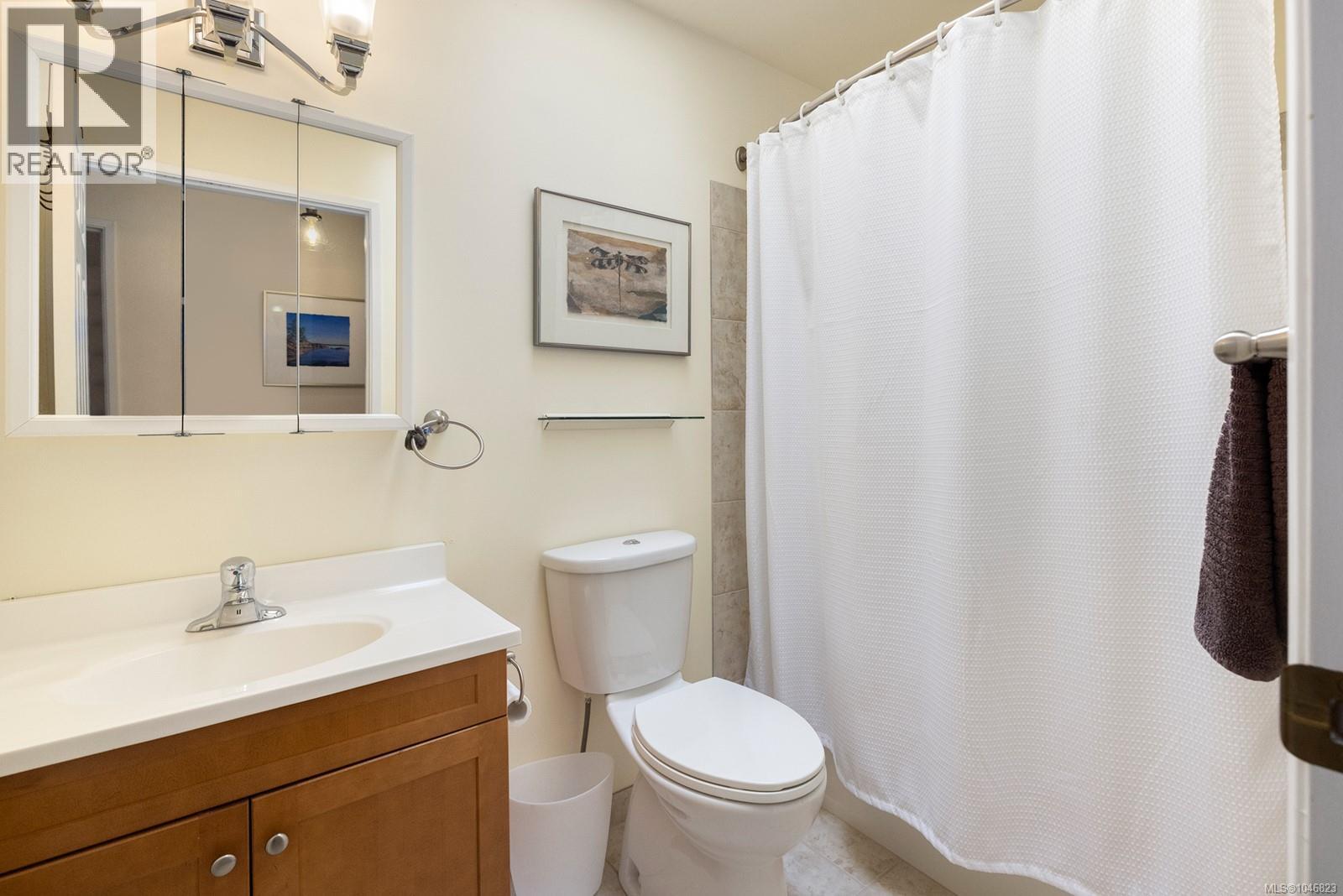 5 3285 Ash Rd Property Photo 33