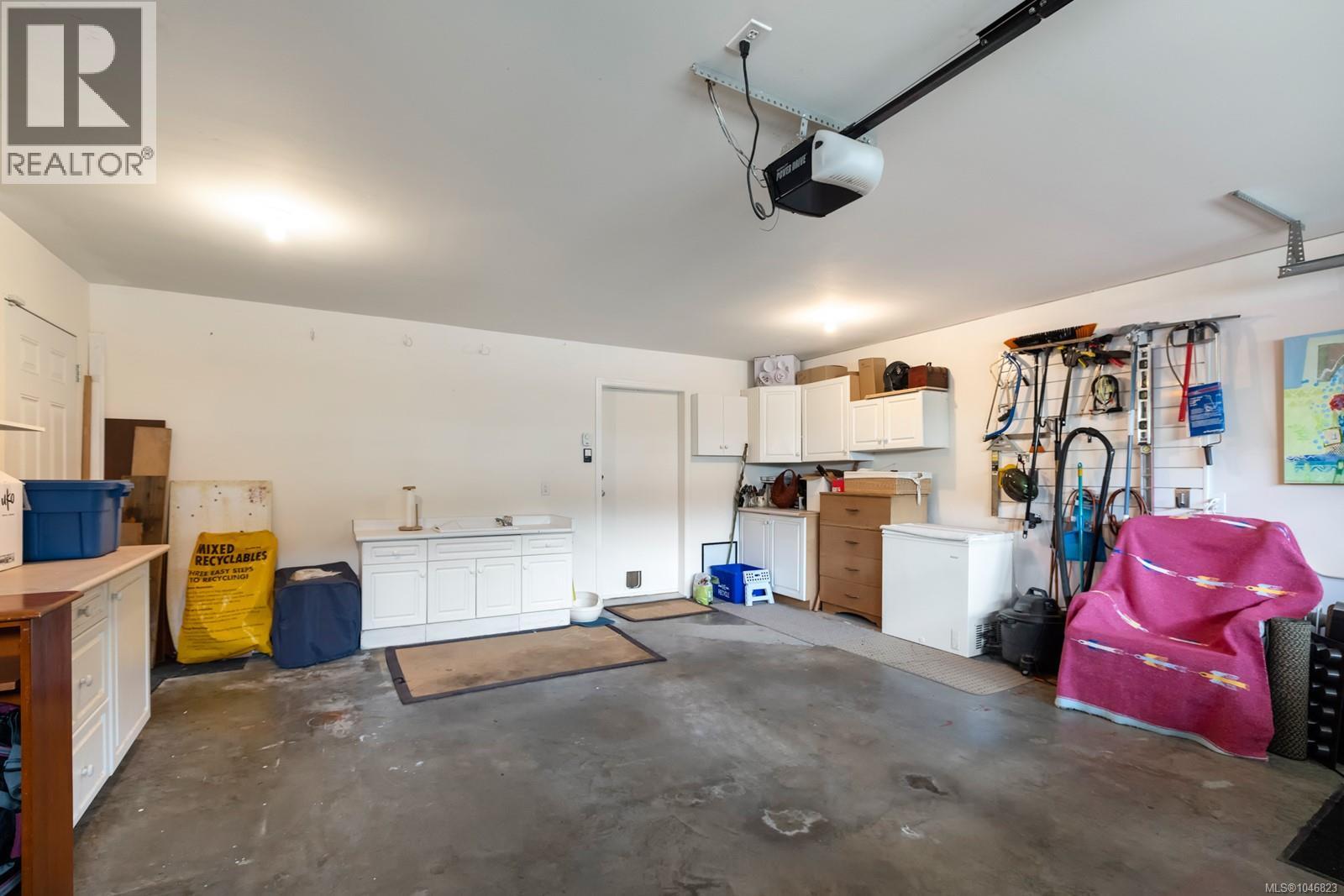 5 3285 Ash Rd Property Photo 52