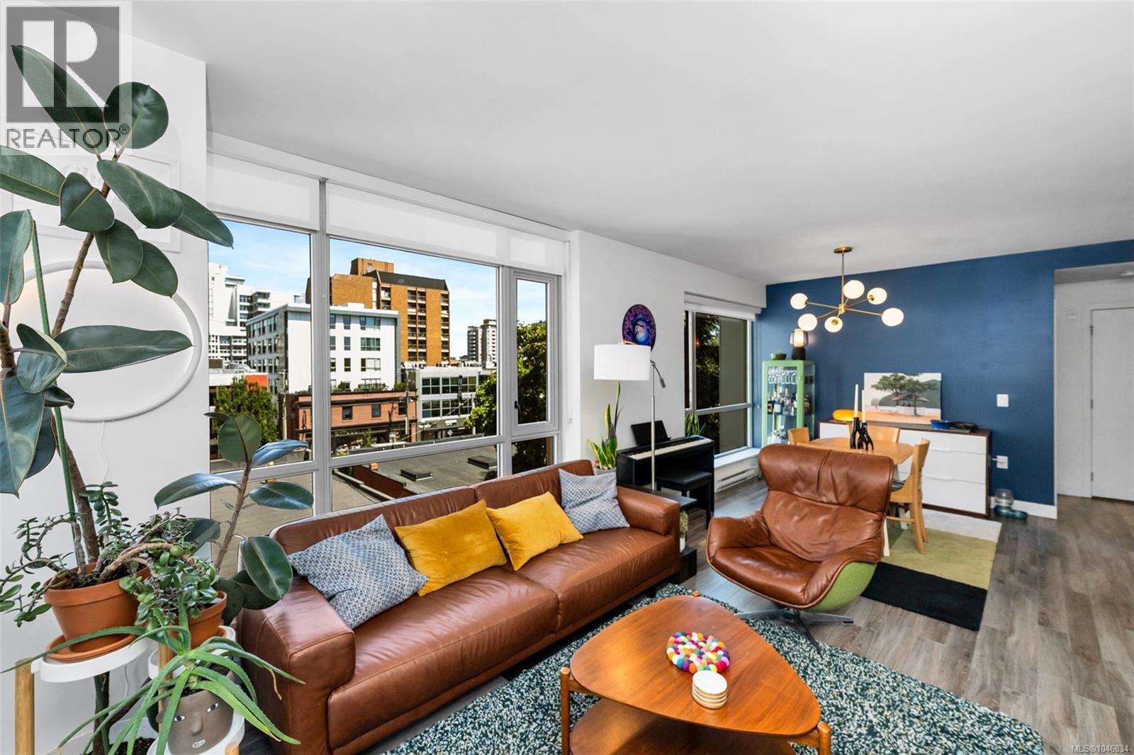 402 838 Broughton St Property Photo 1