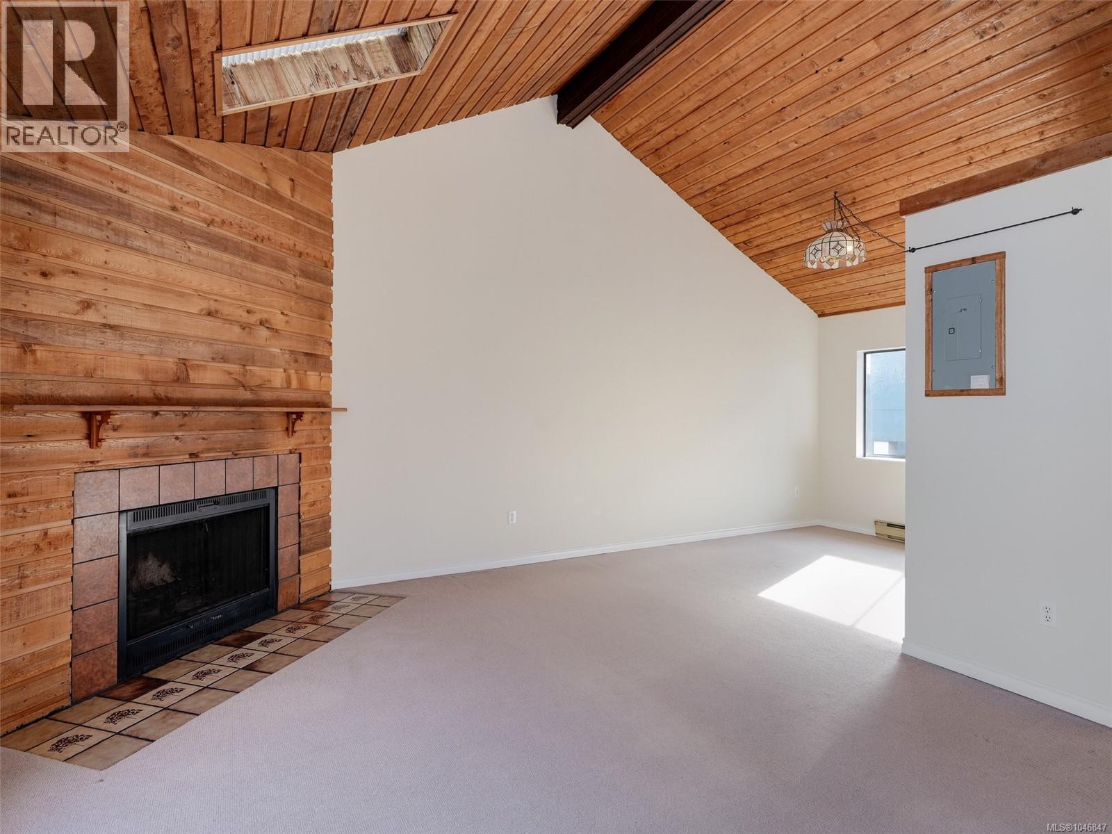 111 Michigan St Property Photo 7