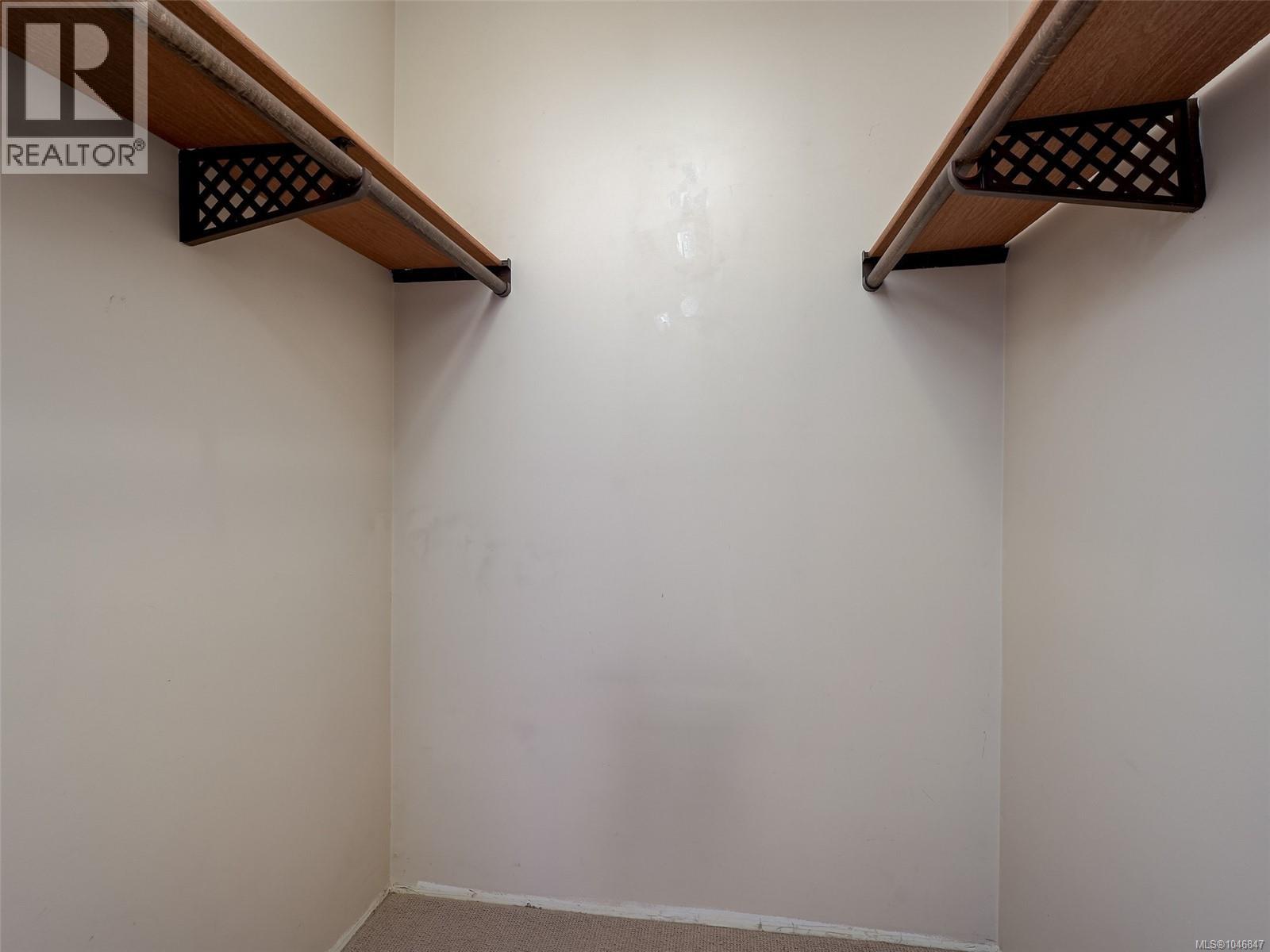 111 Michigan St Property Photo 17