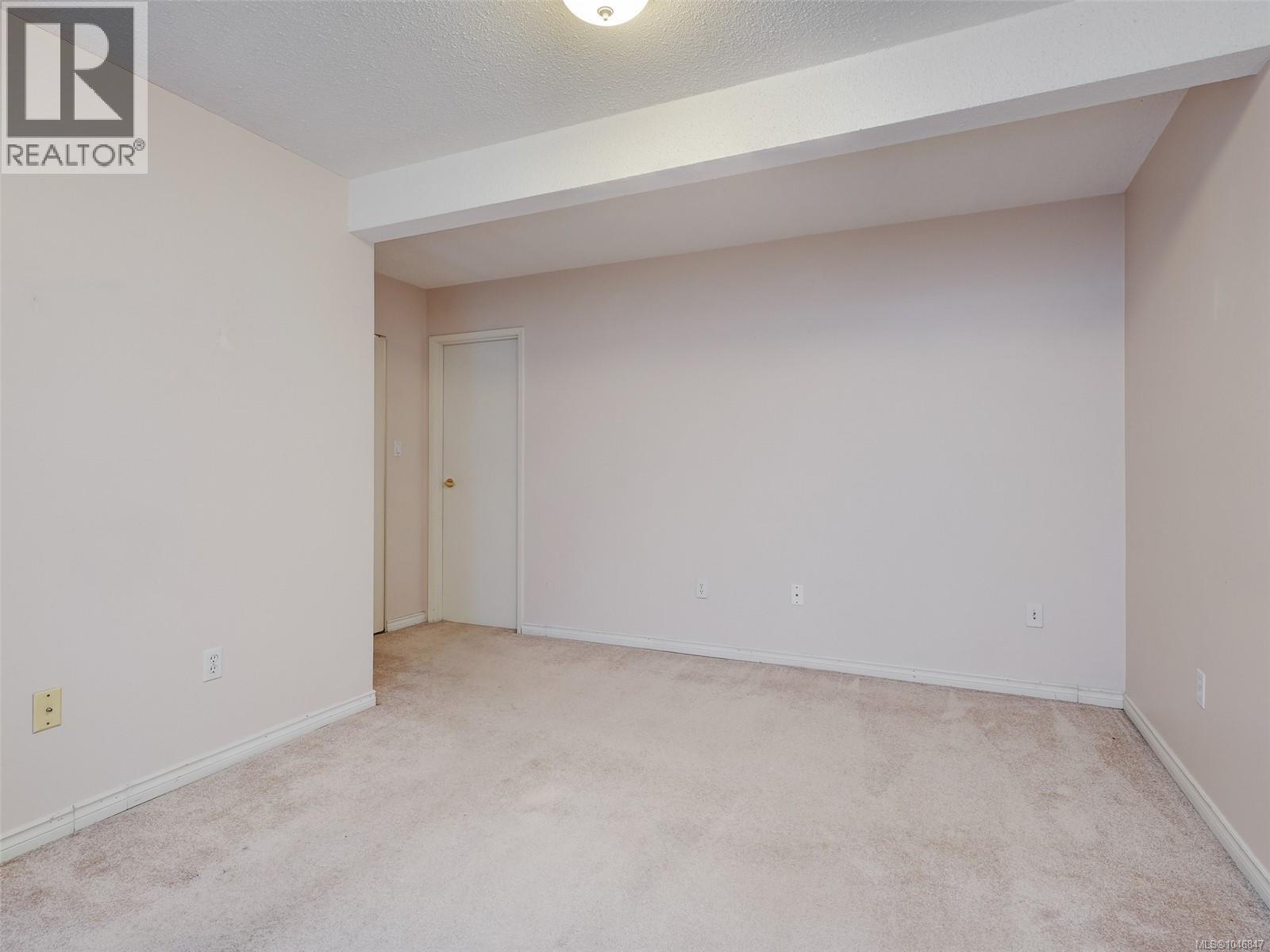 111 Michigan St Property Photo 21