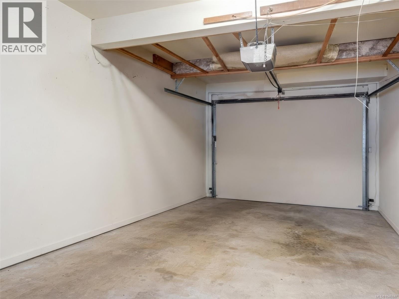 111 Michigan St Property Photo 26