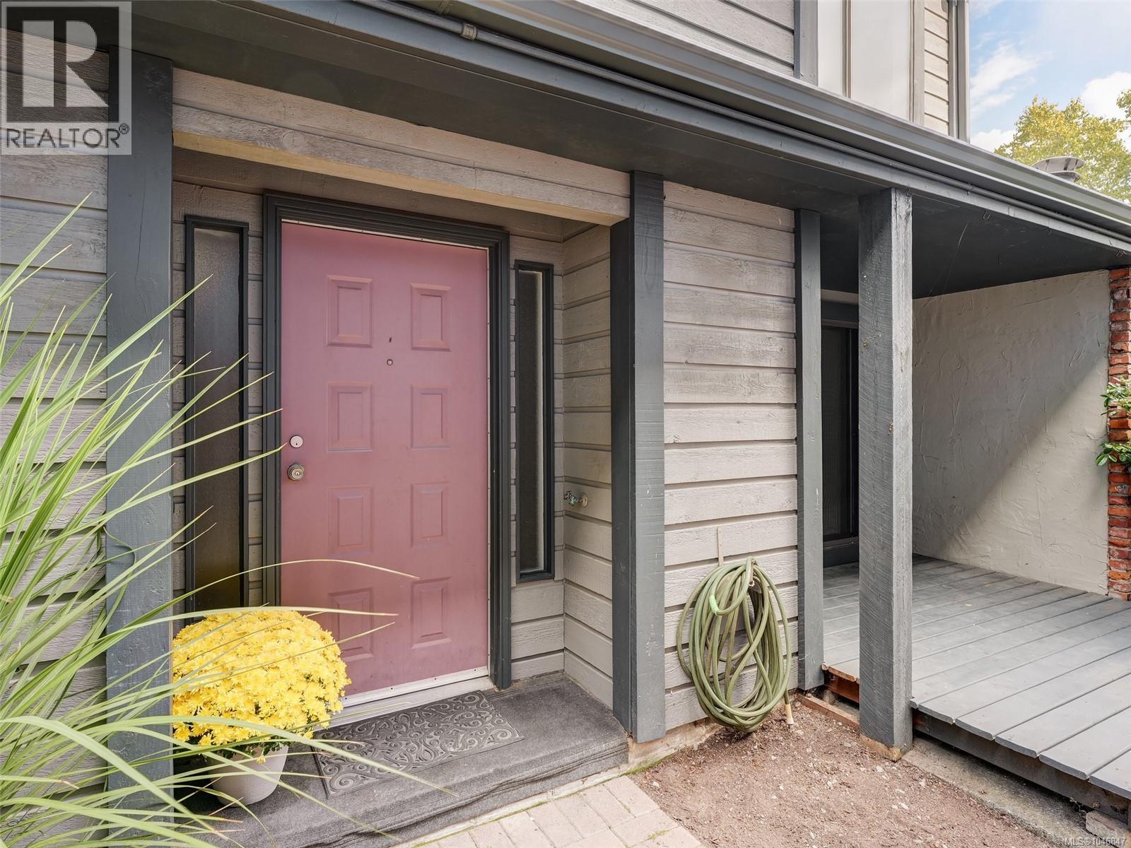 111 Michigan St Property Photo 29