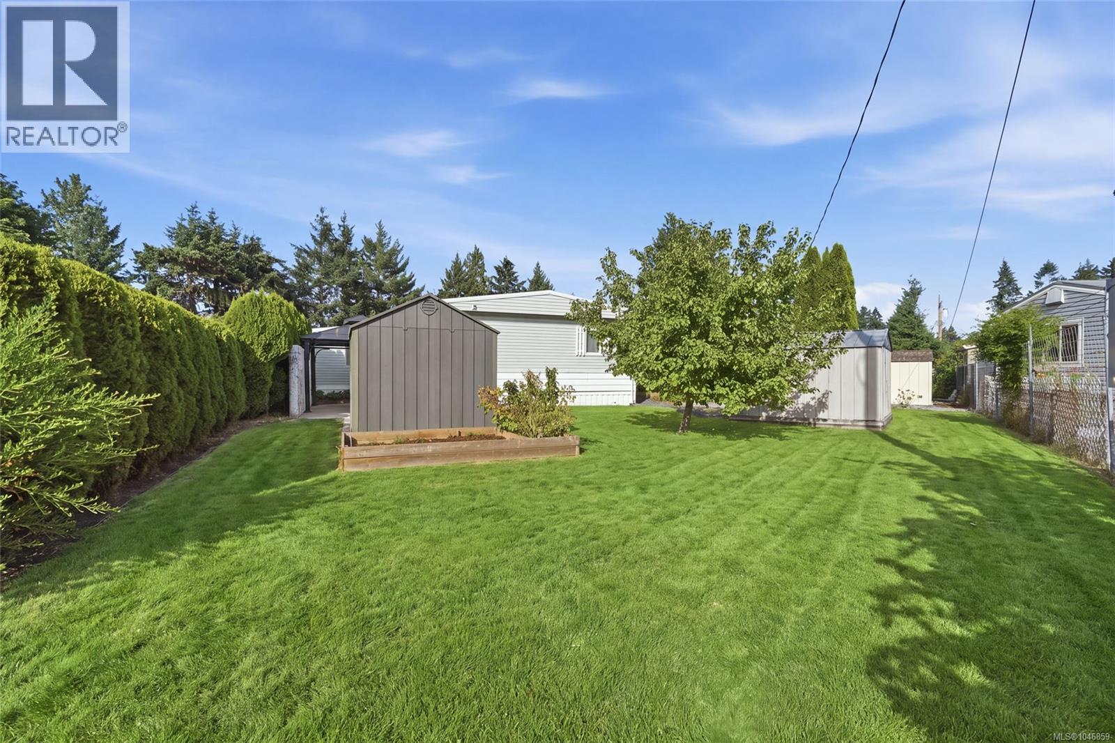 4 6325 Metral Dr Property Photo 6