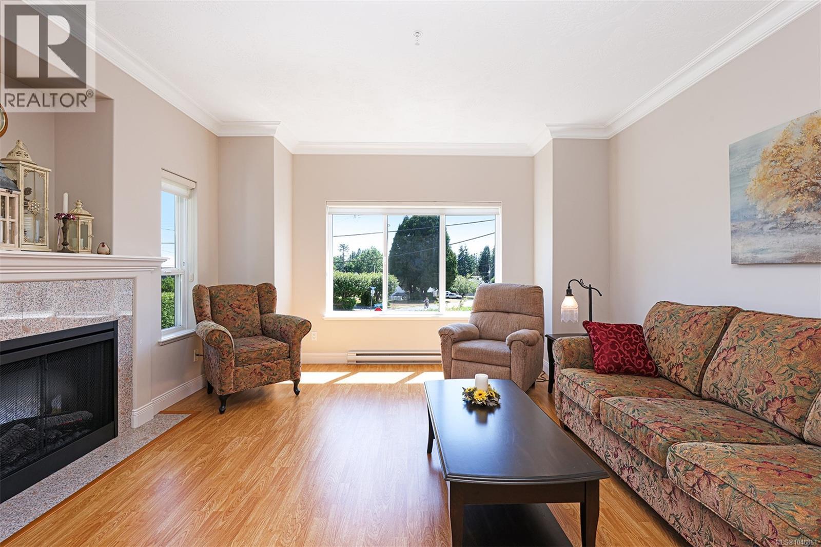 16 1646 Balmoral Ave Property Photo 4