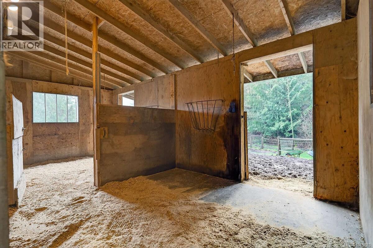 1136 Corcan Rd Property Photo 37