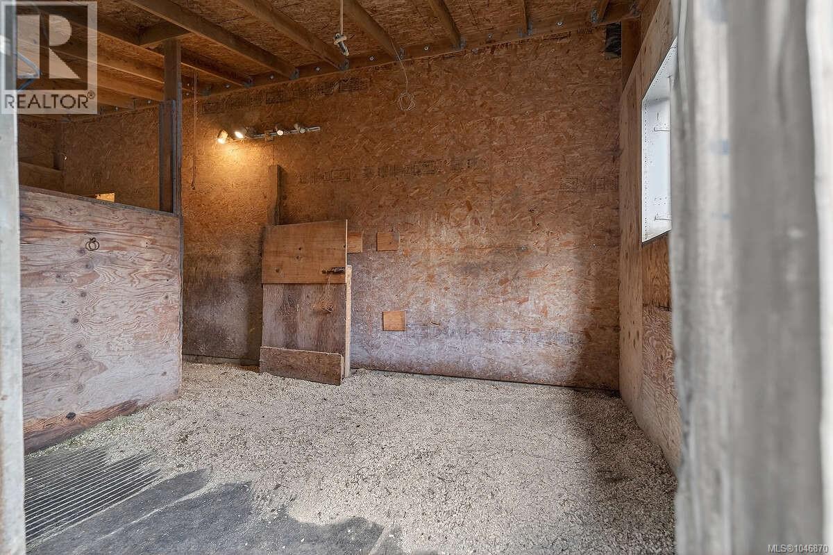 1136 Corcan Rd Property Photo 38