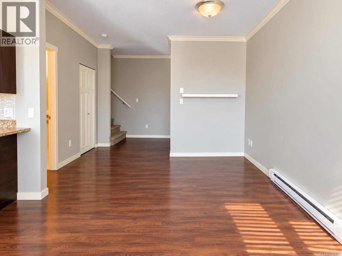 104 2153 Ridgemont Pl Property Photo 3