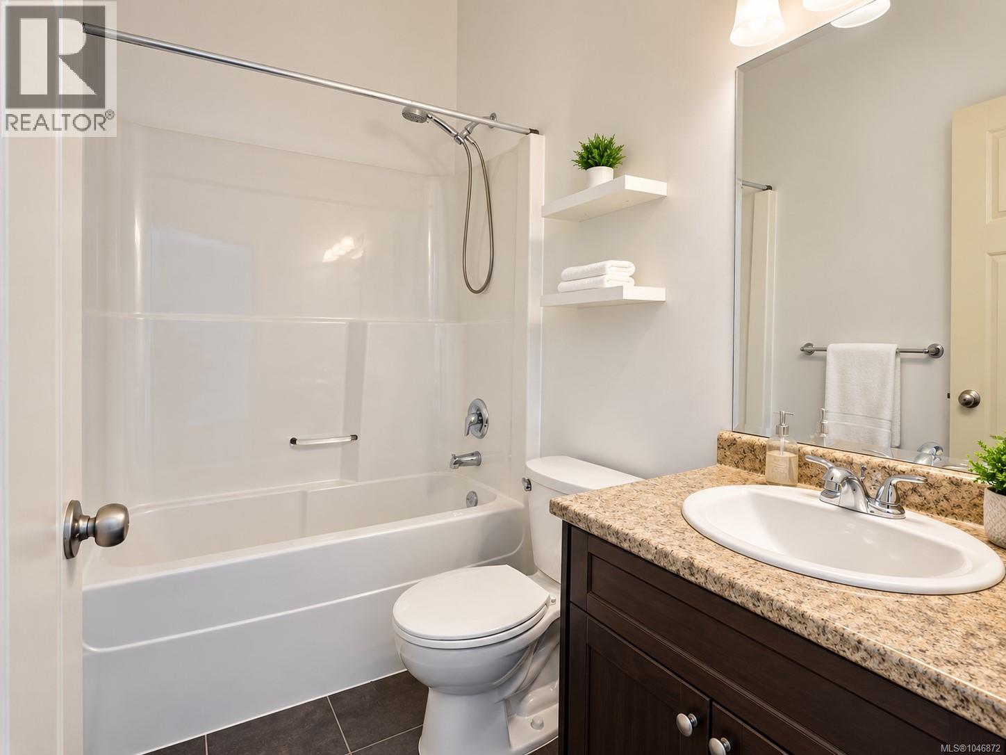 104 2153 Ridgemont Pl Property Photo 8