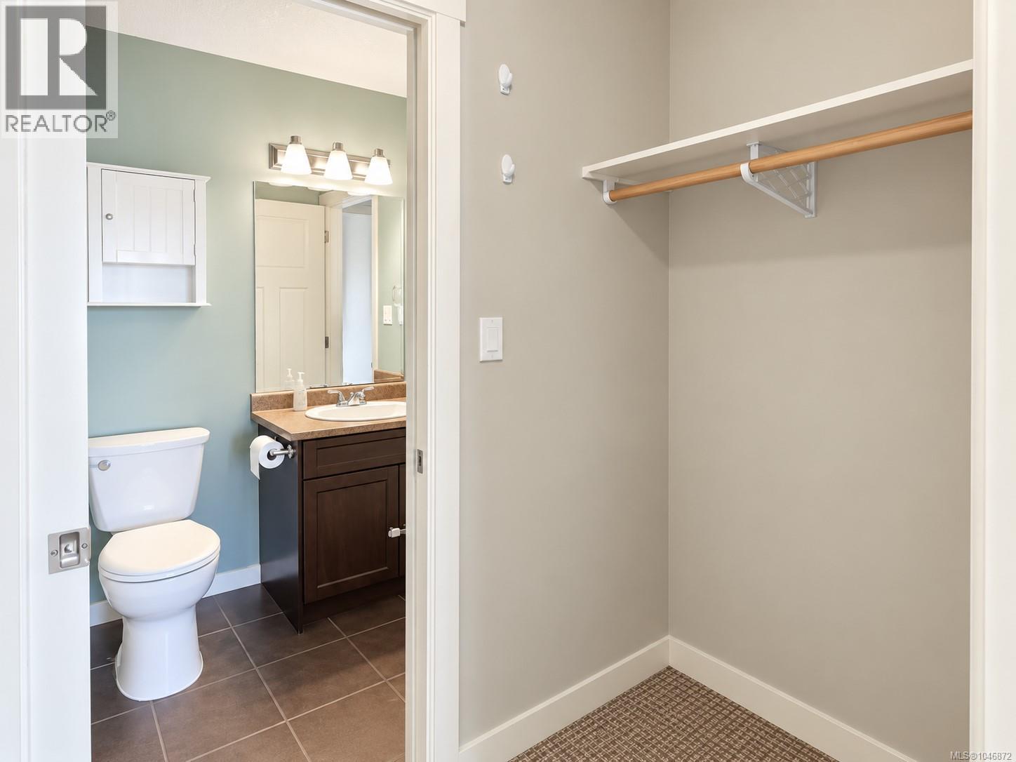 104 2153 Ridgemont Pl Property Photo 18