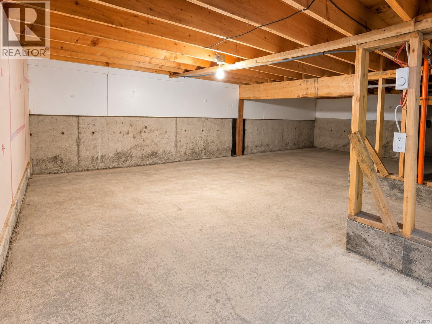 104 2153 Ridgemont Pl Property Photo 24