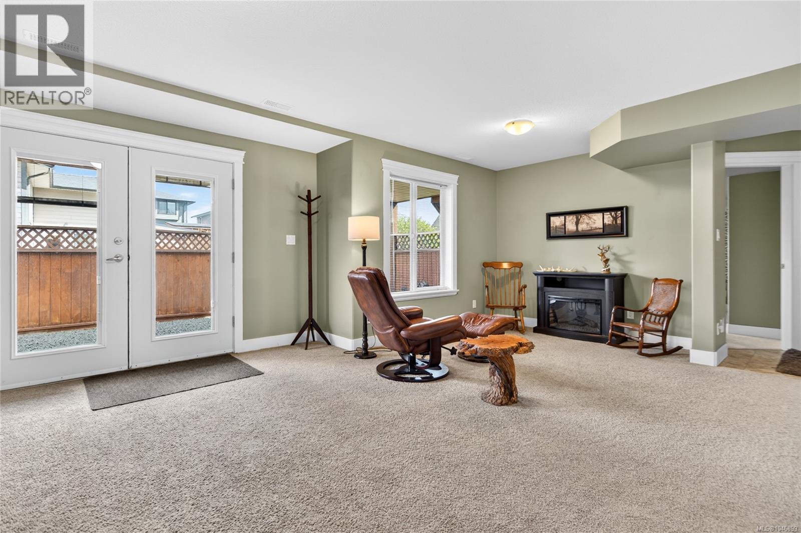 726 Cameleon Dr Property Photo 40