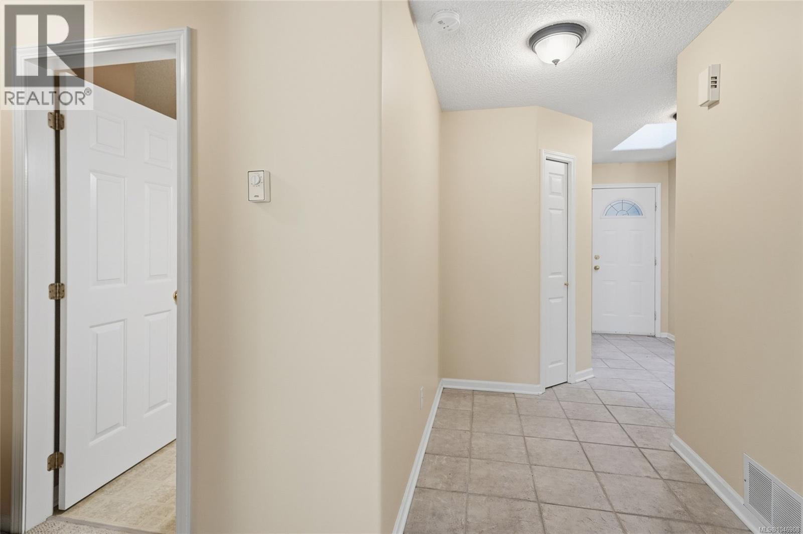 821 Shorewood Dr Property Photo 21