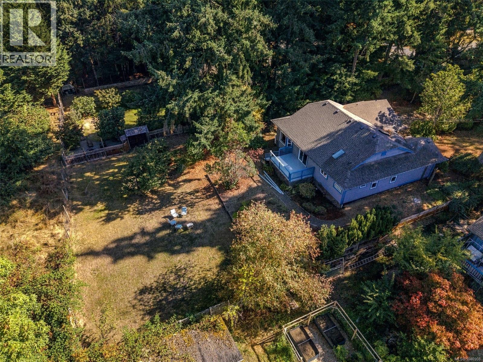 821 Shorewood Dr Property Photo 47