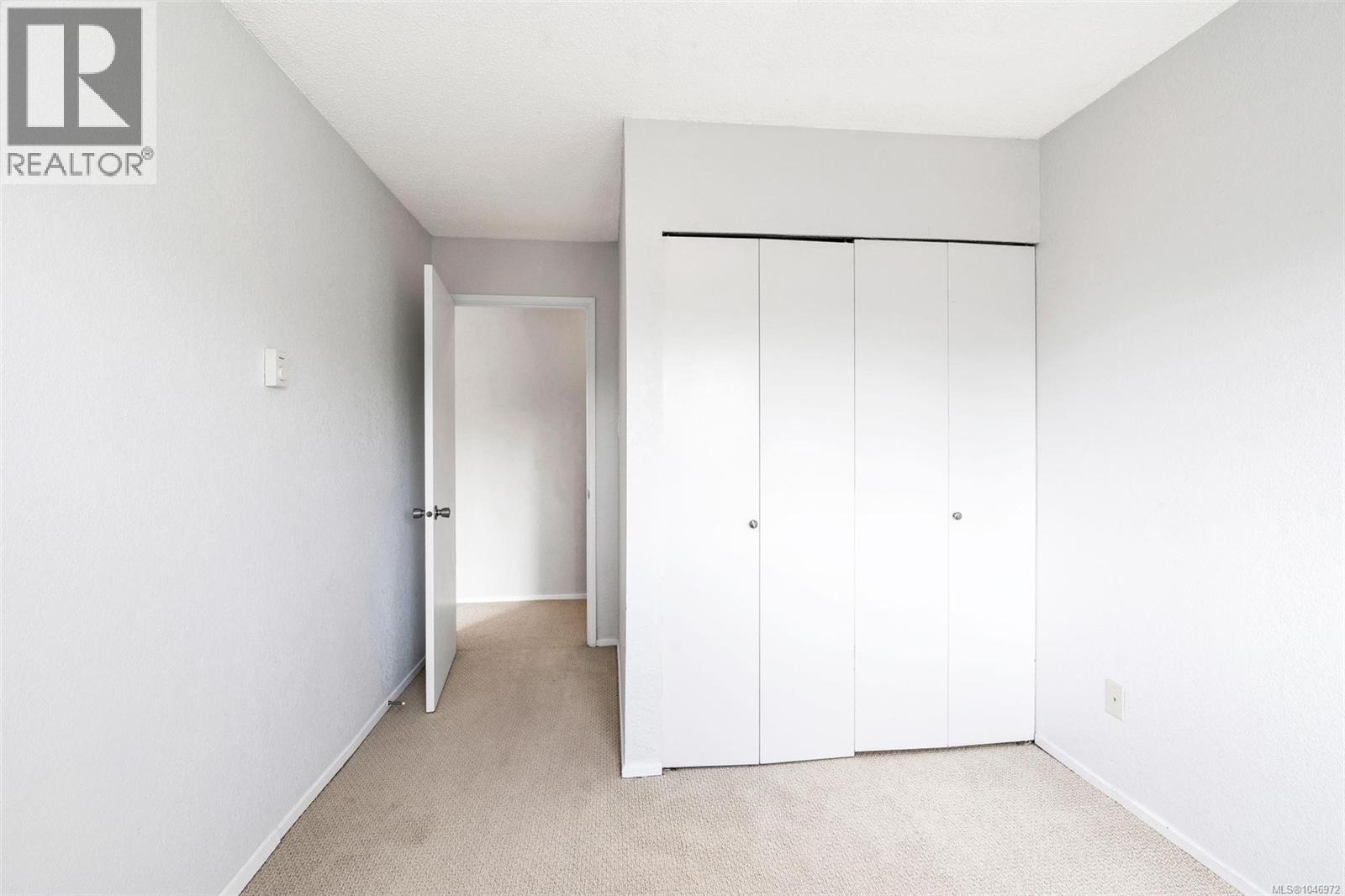417 909 Pembroke St Property Photo 10