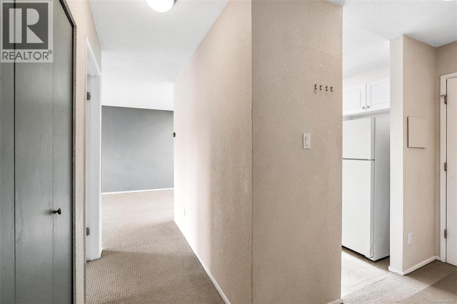 417 909 Pembroke St Property Photo 12