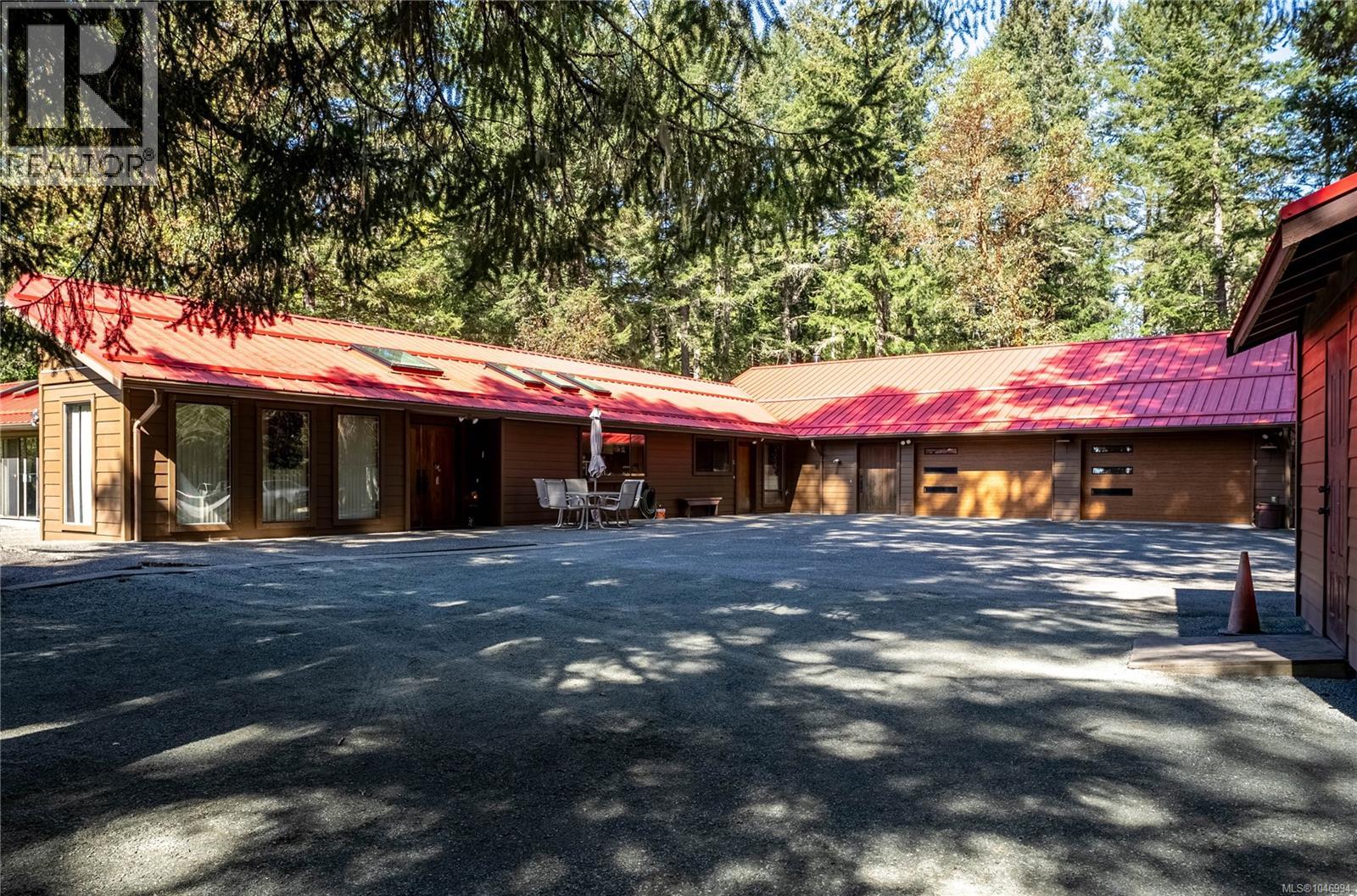 1698 Millstream Rd Property Photo 1