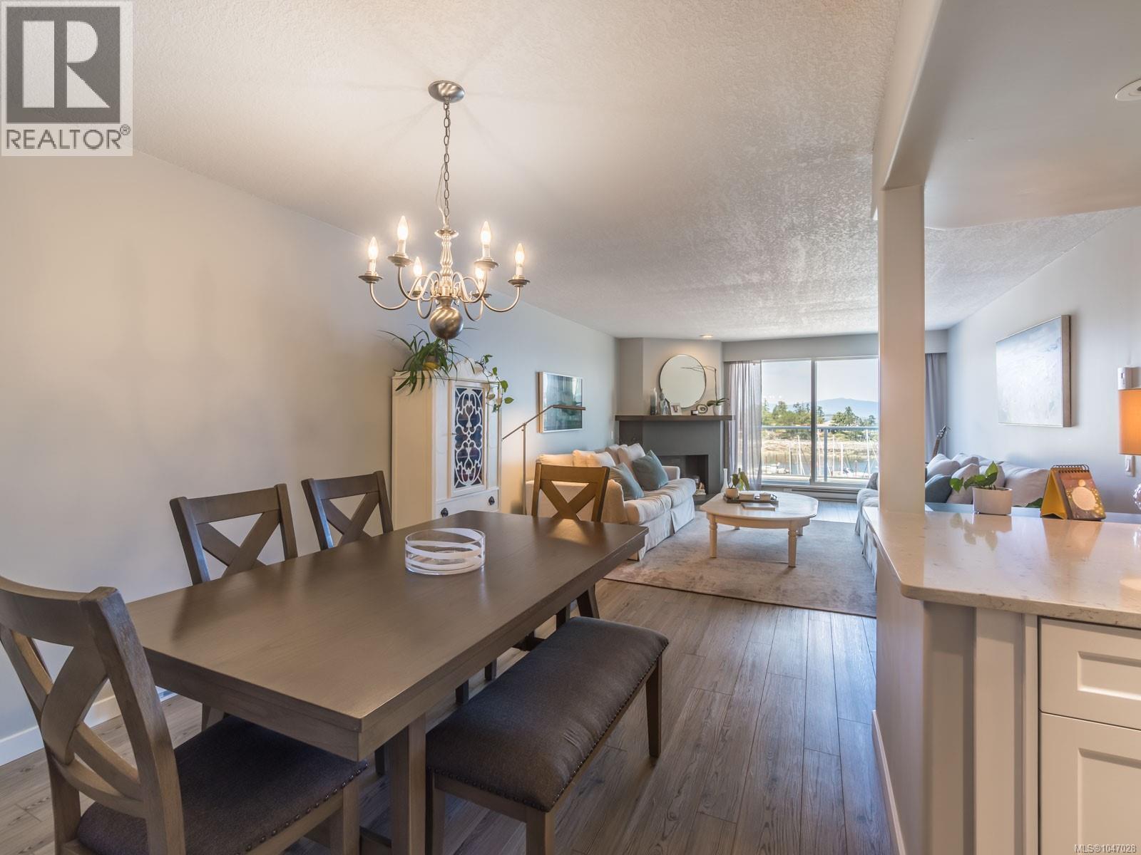 404 3555 Outrigger Rd Property Photo 6