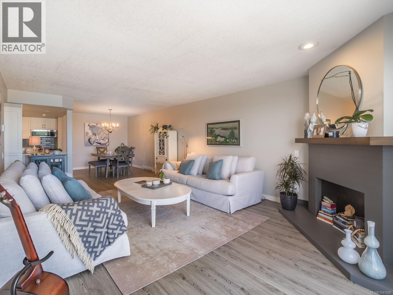 404 3555 Outrigger Rd Property Photo 21