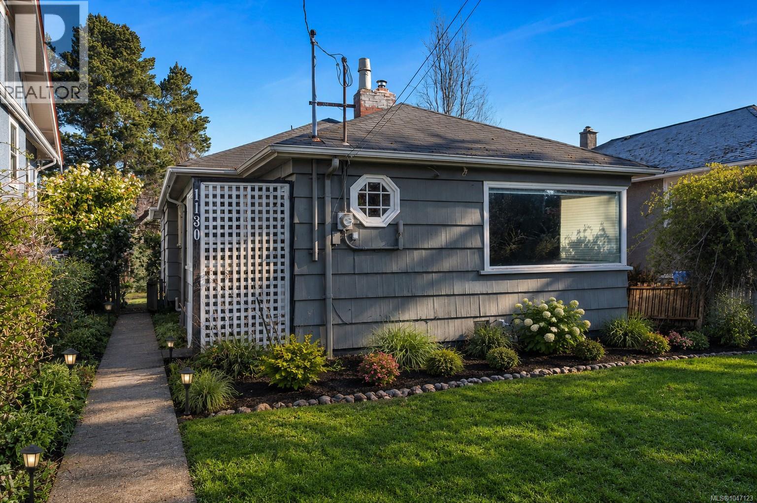 1130 May St Property Photo 2
