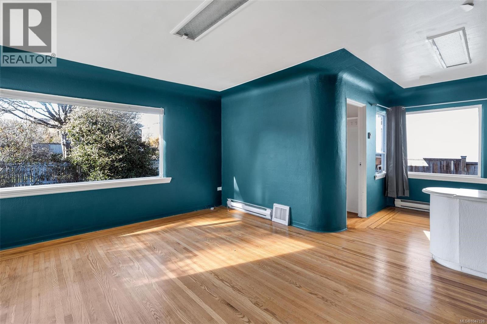 1130 May St Property Photo 5
