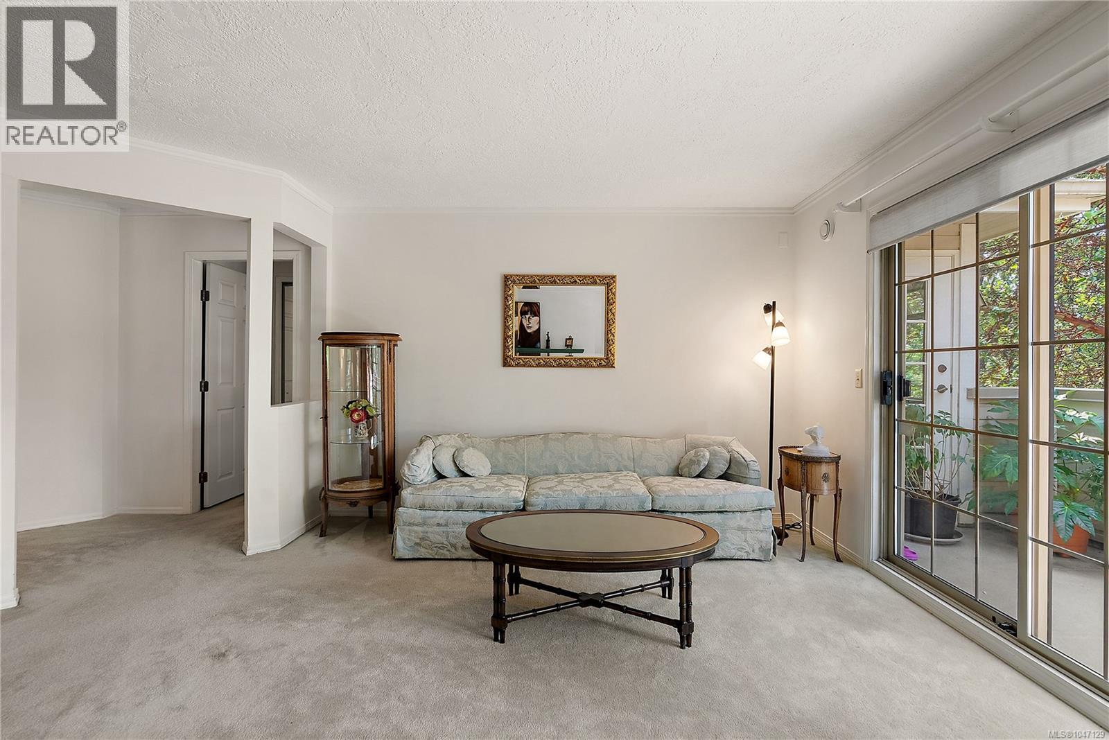 5 909 Admirals Rd Property Photo 11
