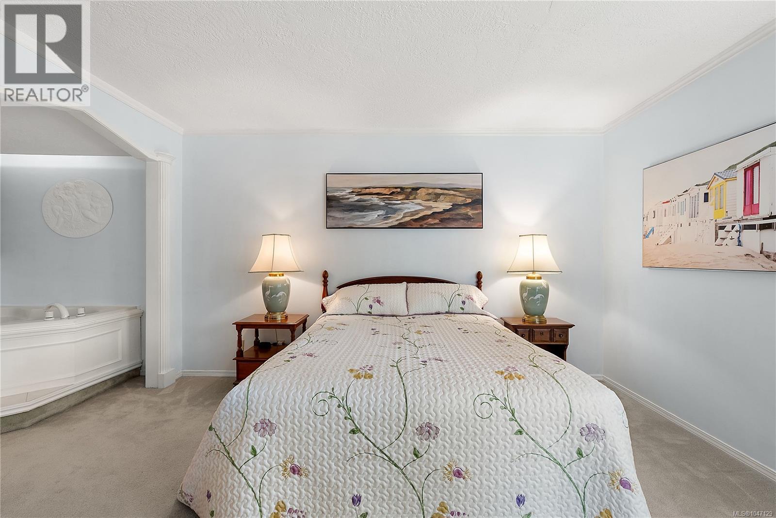 5 909 Admirals Rd Property Photo 17