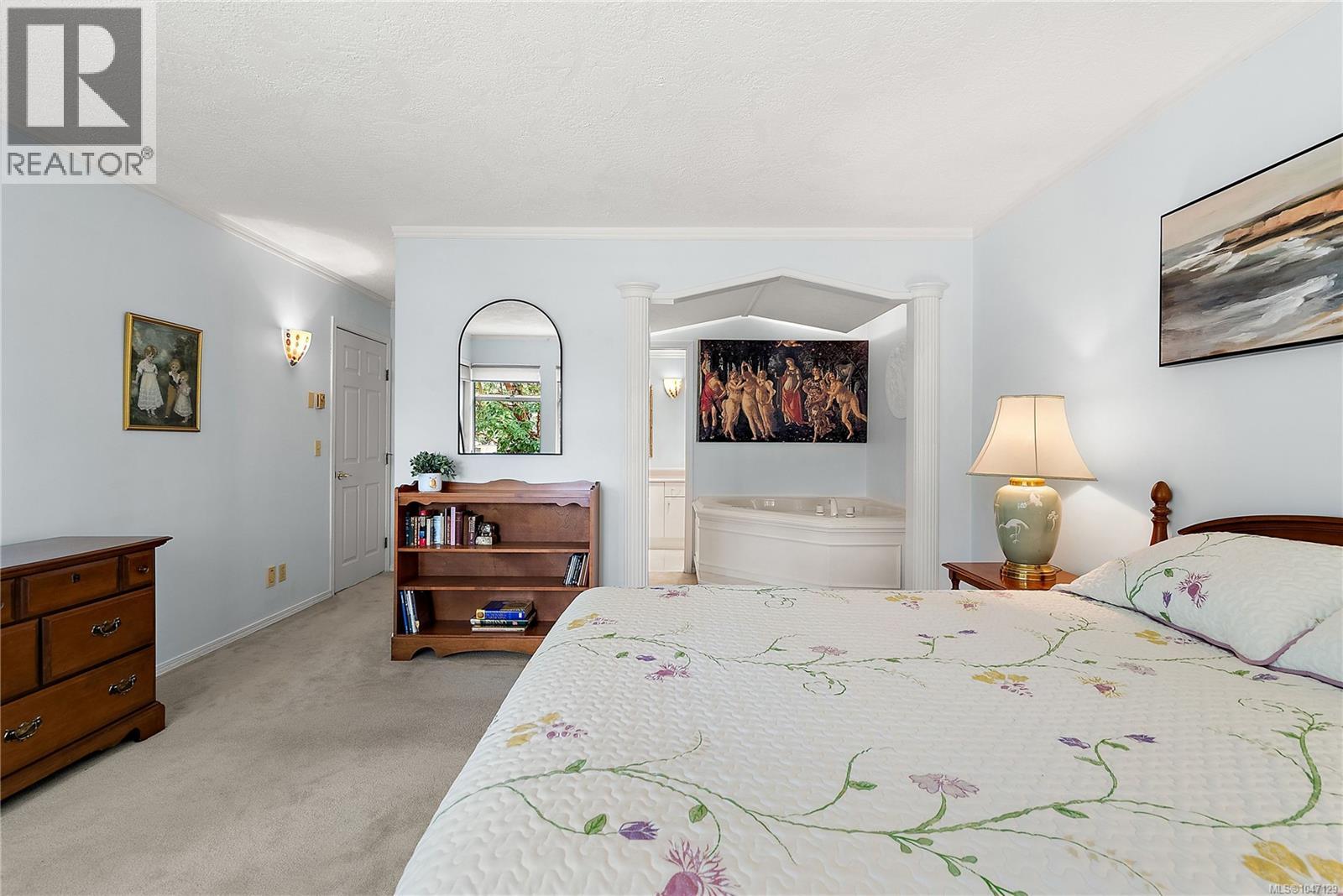 5 909 Admirals Rd Property Photo 19