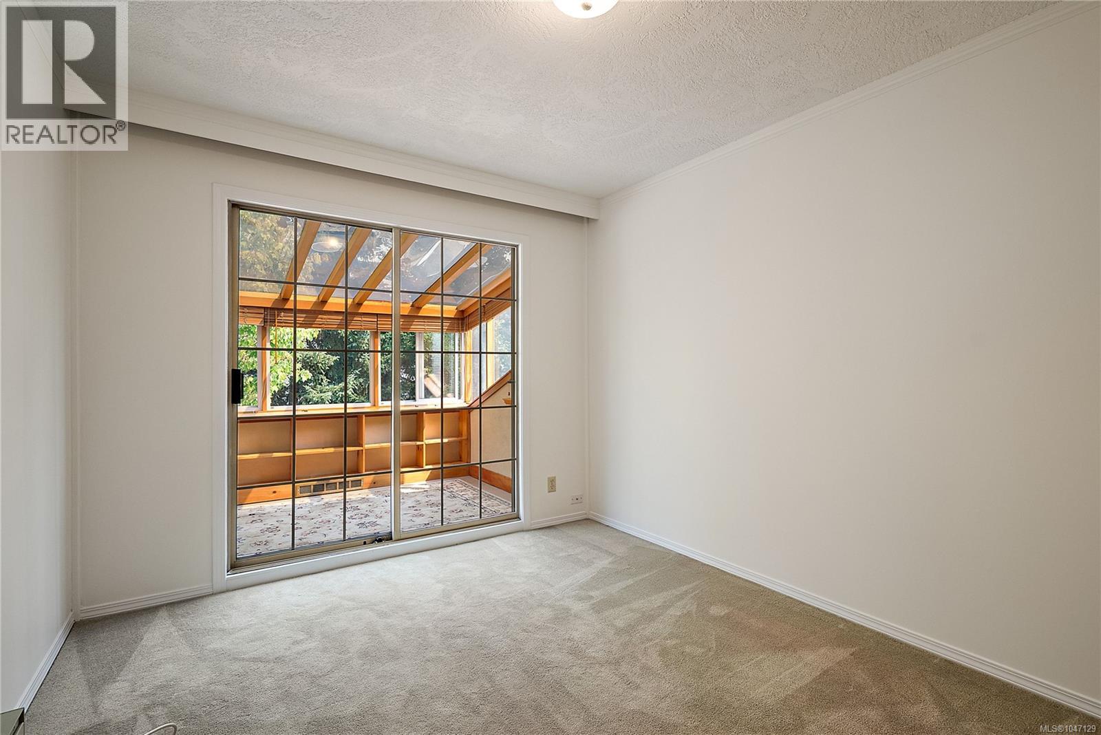 5 909 Admirals Rd Property Photo 25