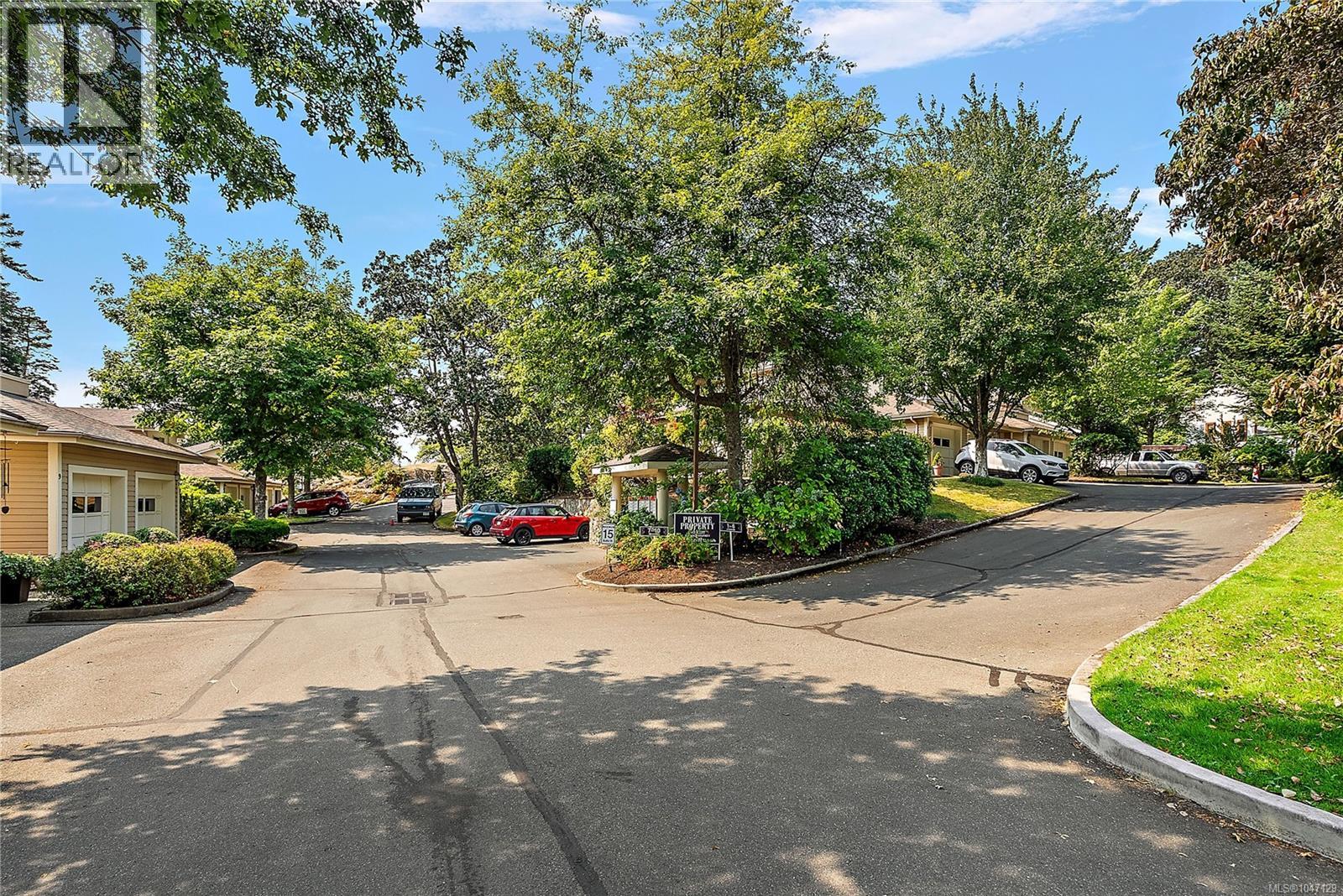5 909 Admirals Rd Property Photo 30